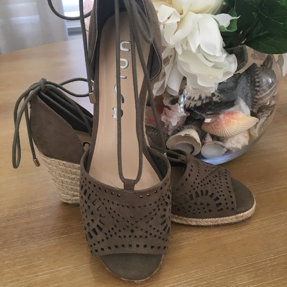 Wedges - Picture 3 of 3